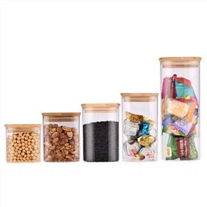 Recipiente de depozitare din cămară pătrată din sticlă